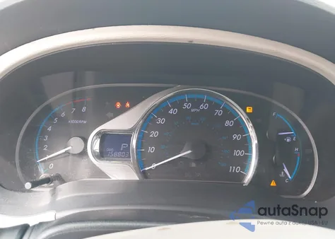 2011 Toyota Sienna Xle V6 z USA, uszkodzony, nr VIN 5TDYK3DC1BS106301